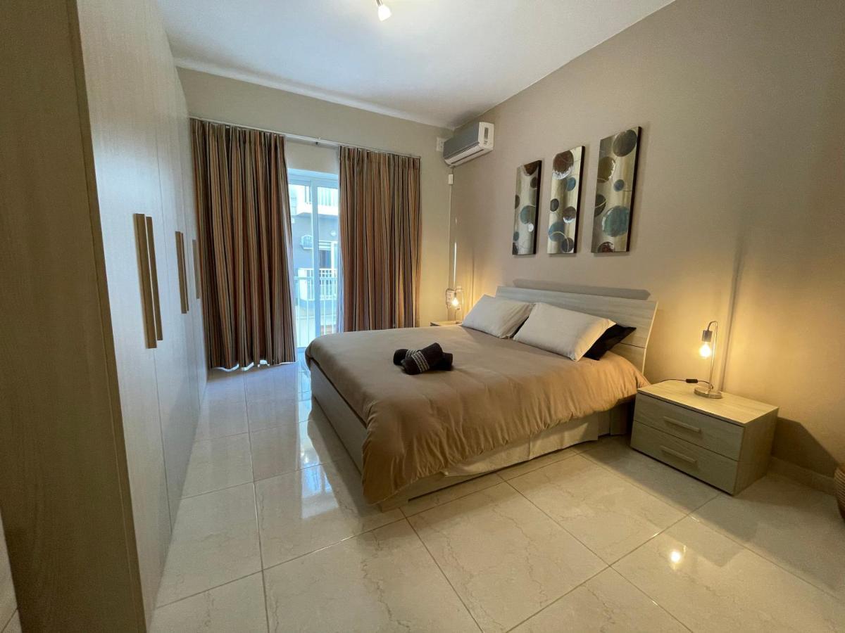 Verdi Apartment - Spacious Modern Apartment, Close To Valletta Santa Vennera ภายนอก รูปภาพ